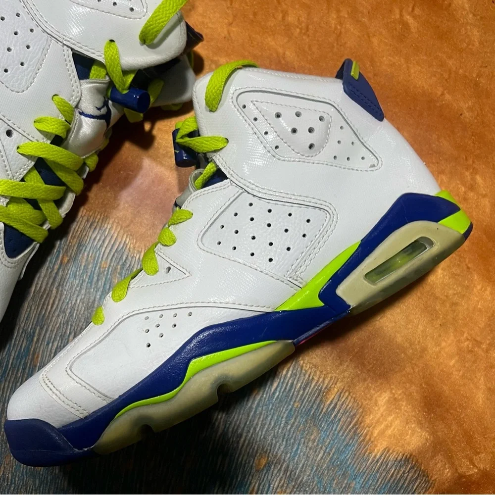 Jordan 6 Retro Fierce Green Basketball Athletic Shoes White Blue Size 6Y